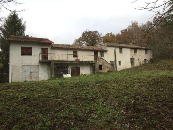 casa indipendente in vendita ad Urbino