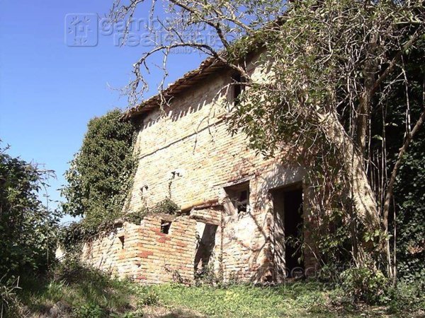 casale in vendita ad Urbino in zona Montesoffio