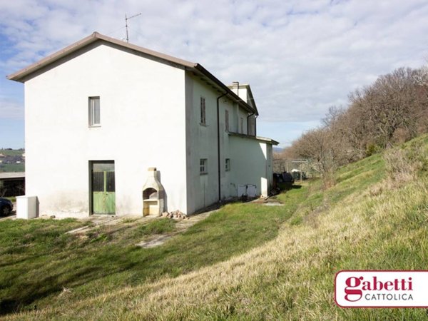 casa indipendente in vendita ad Urbino