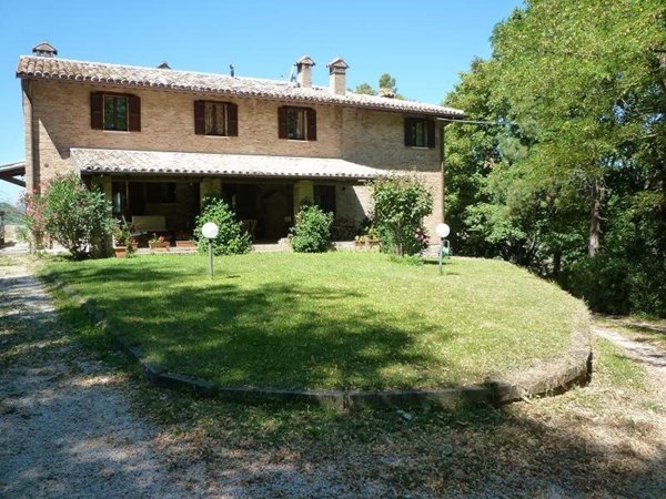 casa indipendente in vendita ad Urbino
