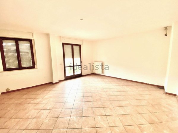 appartamento in vendita ad Urbino in zona Canavaccio