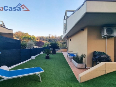 casa indipendente in vendita ad Urbino