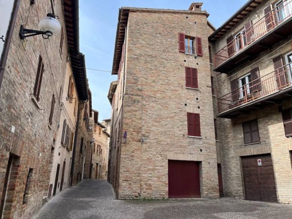 casa indipendente in vendita ad Urbino in zona Centro CittÃ 
