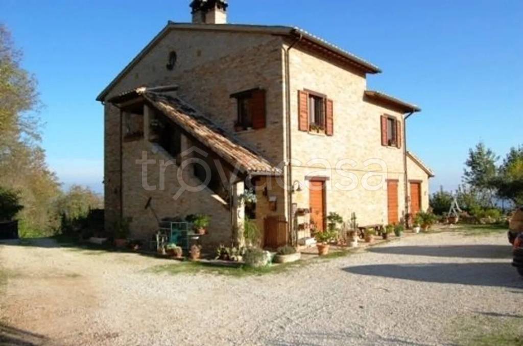 casa indipendente in vendita ad Urbino in zona Centro CittÃ 