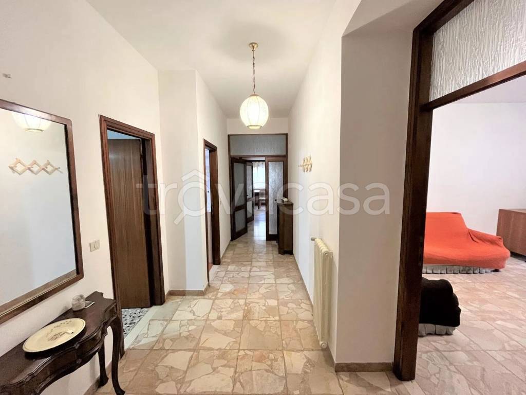 appartamento in vendita ad Urbino in zona Centro CittÃ 