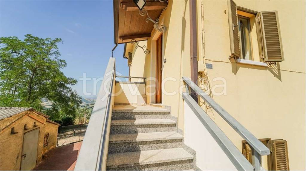 casa indipendente in vendita ad Urbino