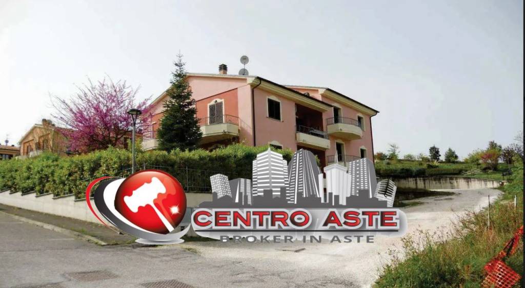 appartamento in vendita ad Urbino in zona La Torre