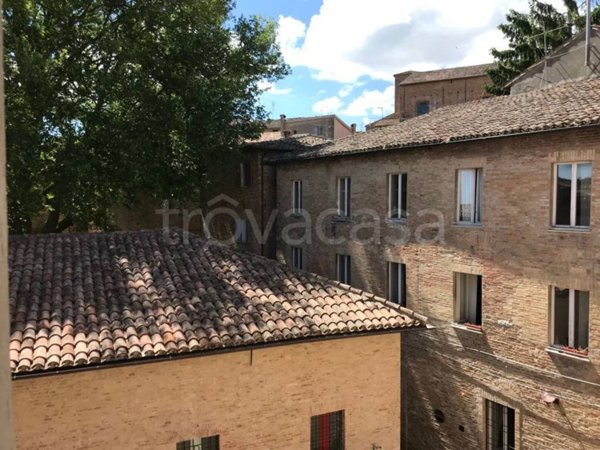 appartamento in vendita ad Urbino in zona Centro CittÃ 