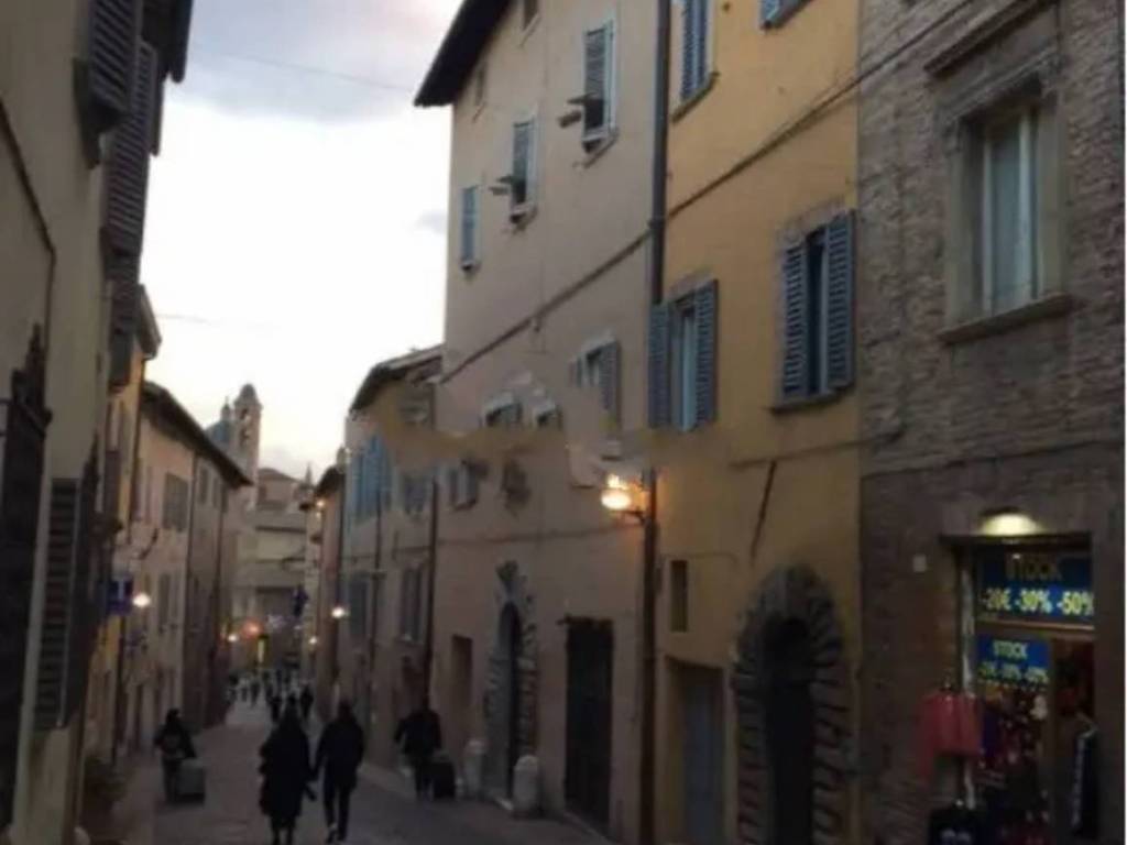 appartamento in vendita ad Urbino in zona Centro CittÃ 