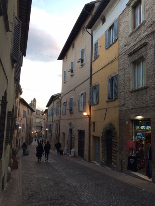 appartamento in vendita ad Urbino
