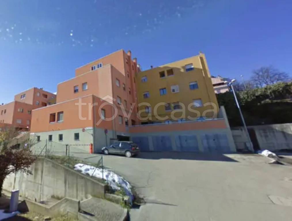 appartamento in vendita ad Urbino