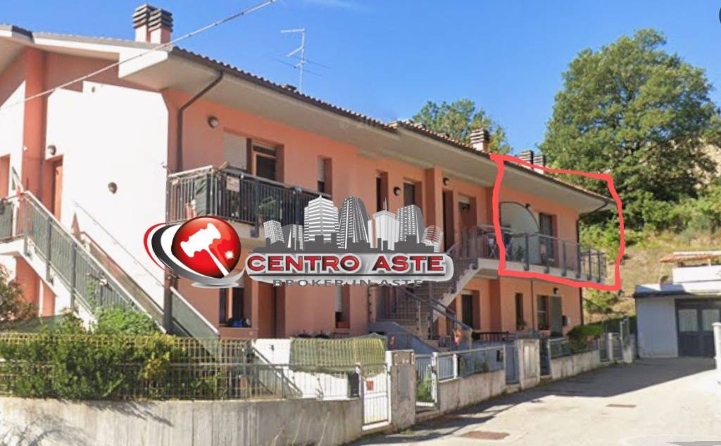 appartamento in vendita ad Urbino in zona Trasanni