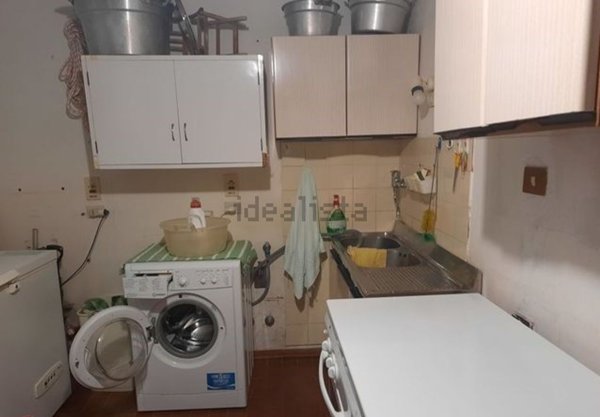 casa indipendente in vendita ad Urbino in zona Mazzaferro