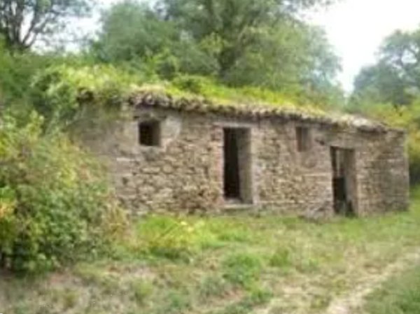 terreno agricolo in vendita ad Urbino