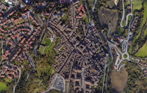 terreno agricolo in vendita ad Urbino
