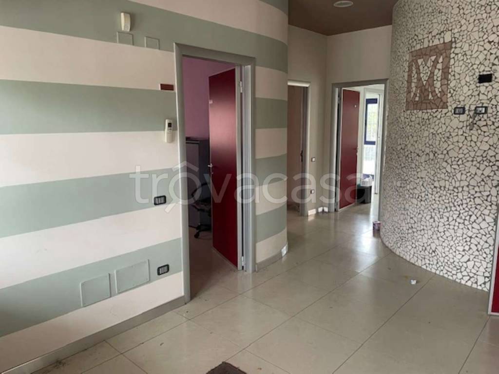 ufficio in vendita ad Urbino