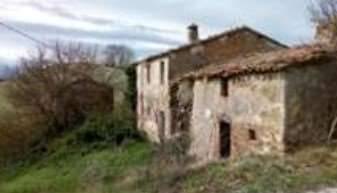 terreno agricolo in vendita ad Urbino