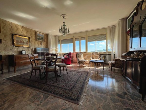 appartamento in vendita ad Urbino