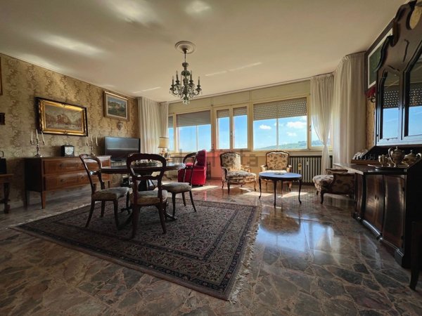appartamento in vendita ad Urbino