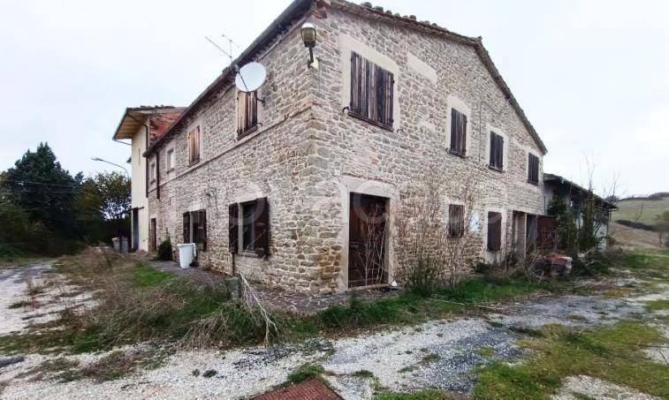 appartamento in vendita ad Urbino