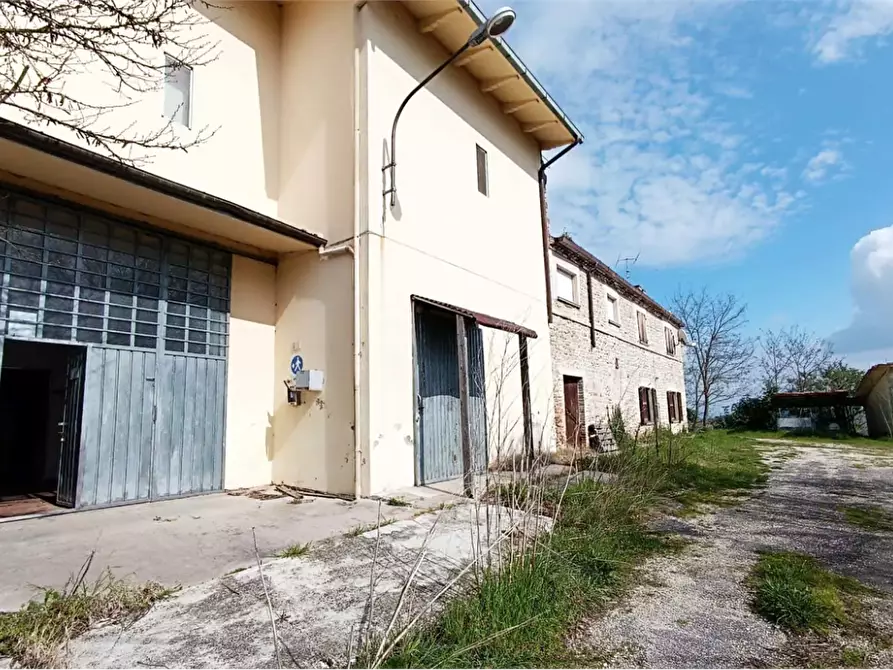 casa indipendente in vendita ad Urbino