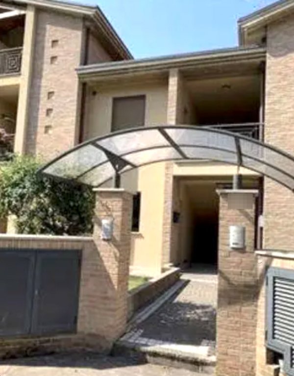 appartamento in vendita ad Urbino in zona Canavaccio