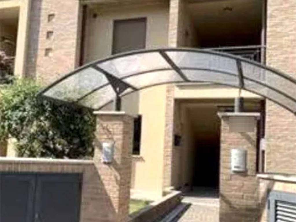 appartamento in vendita ad Urbino in zona Canavaccio