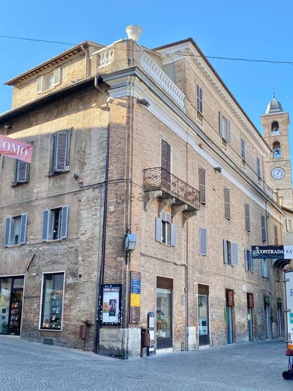 appartamento in vendita ad Urbino in zona Centro CittÃ 