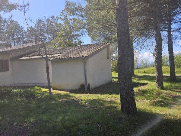 casa indipendente in vendita ad Urbino