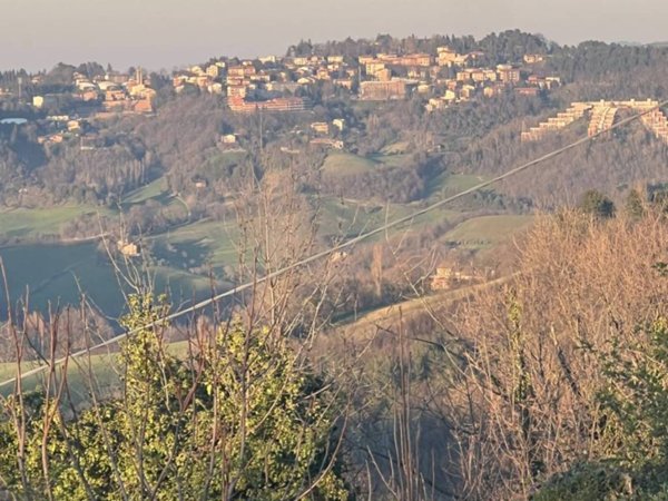casa indipendente in vendita ad Urbino in zona Rancitella