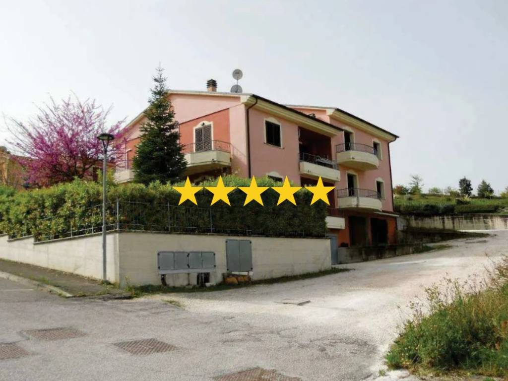 appartamento in vendita ad Urbino in zona La Torre