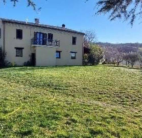 casa indipendente in vendita ad Urbino in zona Centro CittÃ 