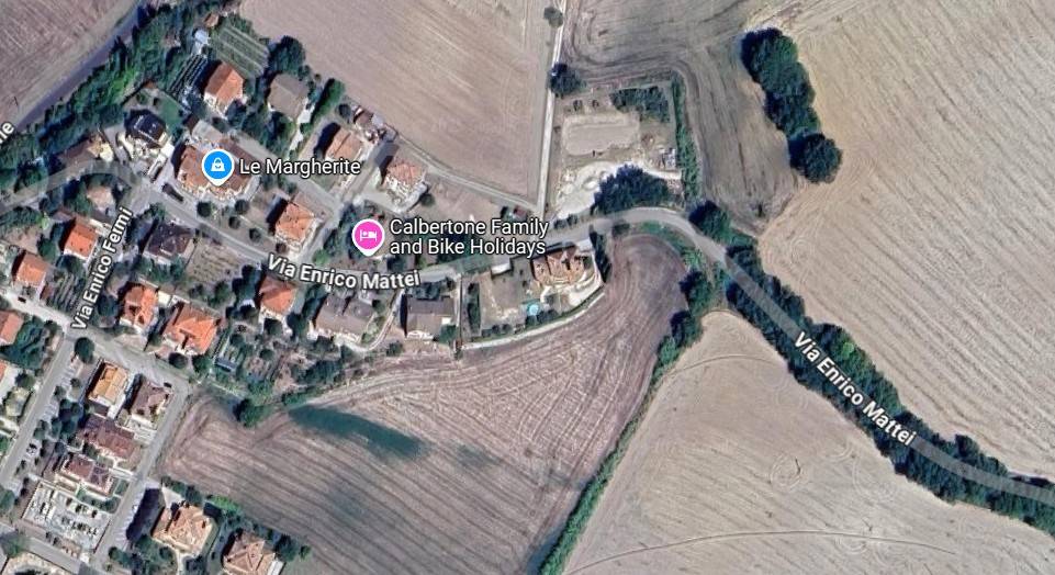 appartamento in vendita ad Urbino in zona Canavaccio