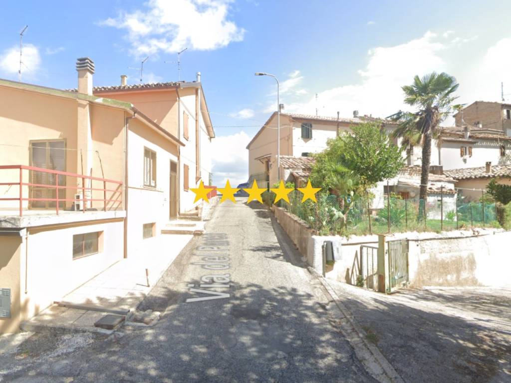 appartamento in vendita ad Urbino in zona Castello di Cavallino