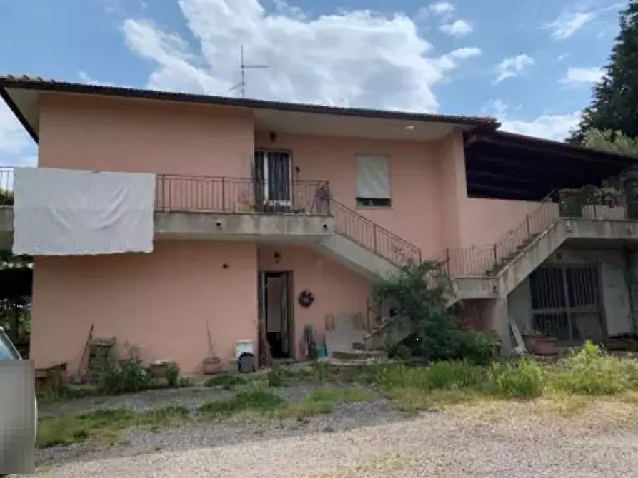 casa indipendente in vendita ad Urbino