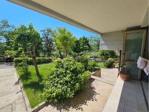 casa indipendente in vendita ad Urbino in zona Mazzaferro