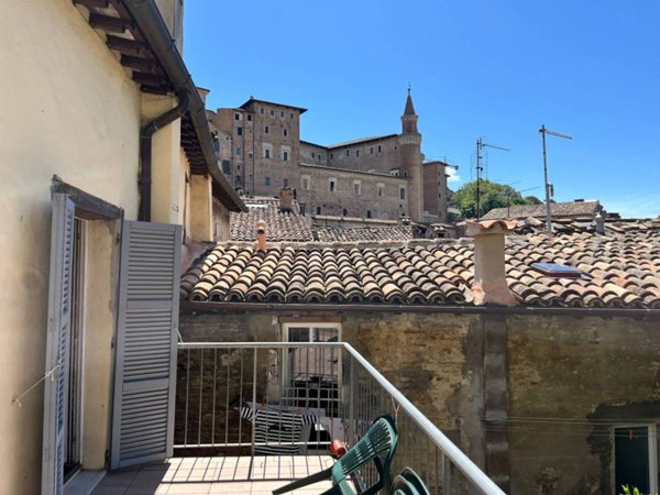 appartamento in vendita ad Urbino in zona Centro CittÃ 