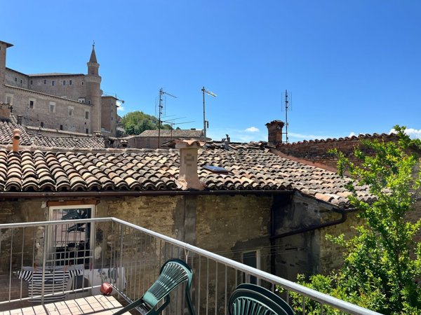 appartamento in vendita ad Urbino in zona Centro CittÃ 