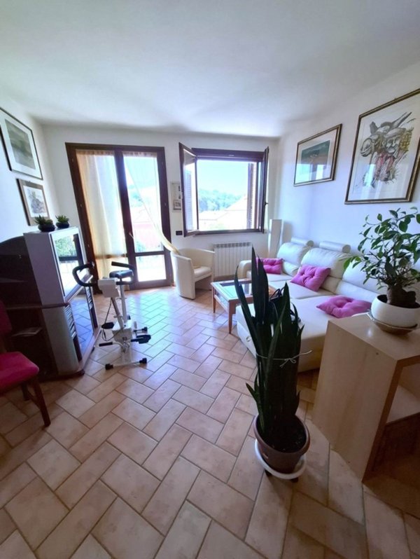 appartamento in vendita ad Urbino in zona Gadana