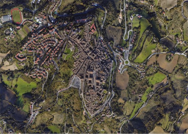 appartamento in vendita ad Urbino in zona Girfalco