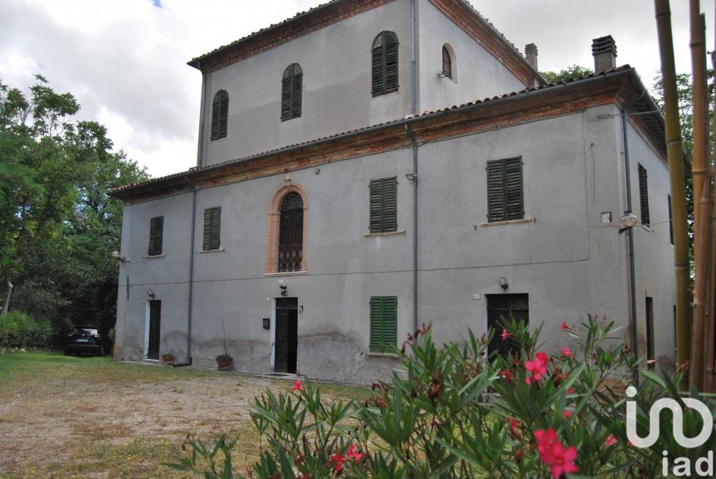 villa in vendita ad Urbino in zona Miniera