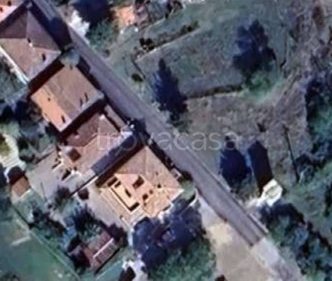locale di sgombero in vendita ad Urbino in zona Pantiera