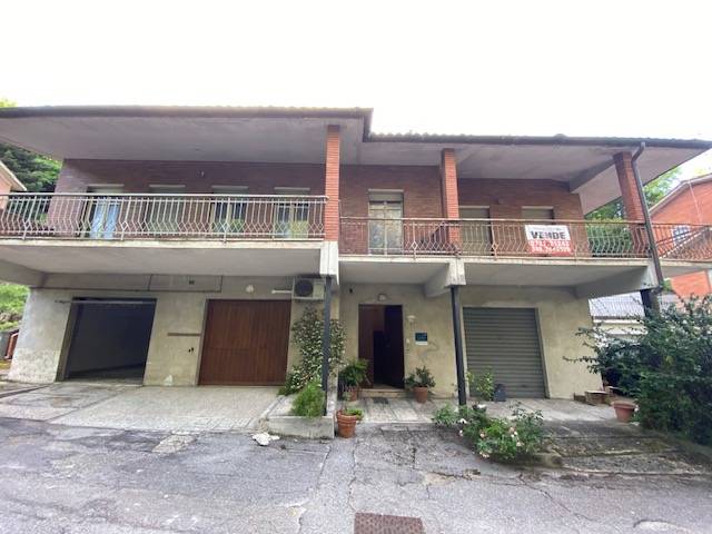 ufficio in vendita ad Urbino
