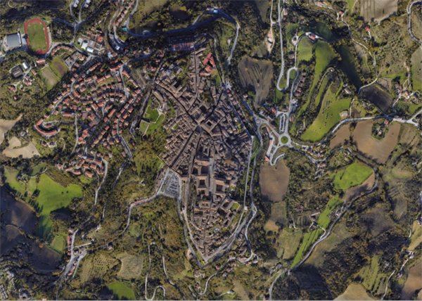 appartamento in vendita ad Urbino in zona Girfalco