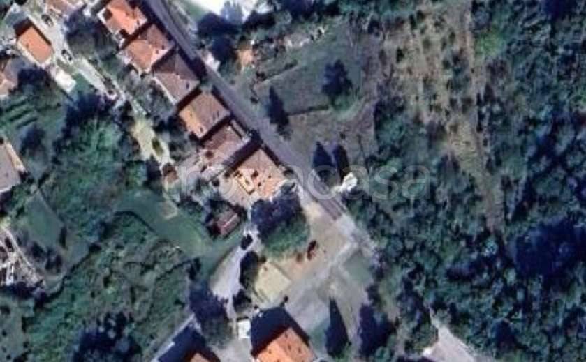 appartamento in vendita ad Urbino in zona Pantiera