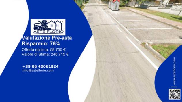 appartamento in vendita ad Urbino in zona Canavaccio