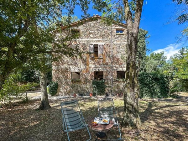 casa indipendente in vendita ad Urbino
