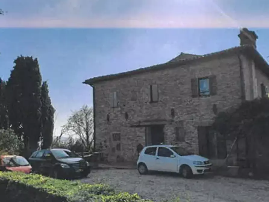 casa indipendente in vendita ad Urbino