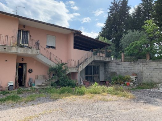 appartamento in vendita ad Urbino
