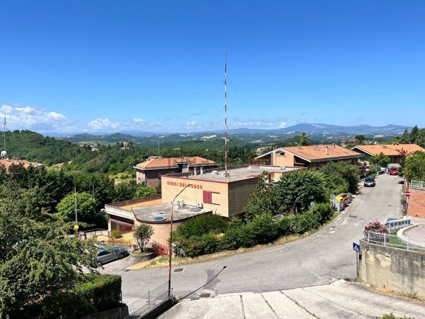 appartamento in vendita ad Urbino